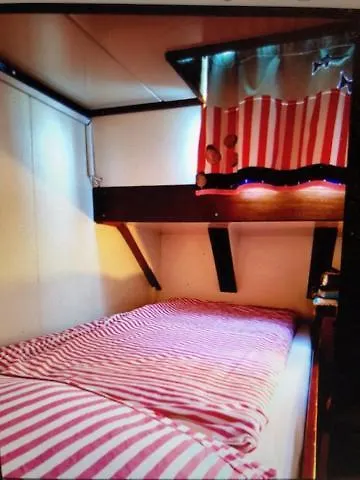 Bed and Breakfast Schiff Ahoy, Hotelschiff, Hausboot, Boot, Passagierschiff Στουτγκάρδη